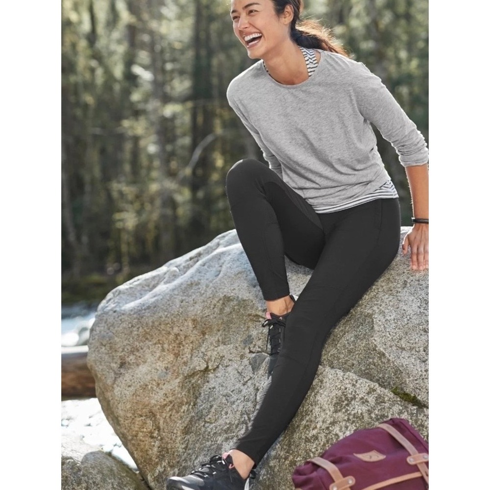 Athleta Highline Hybrid Ankle Pants Women 8 Black Hiking Travel Outdoor Pull On